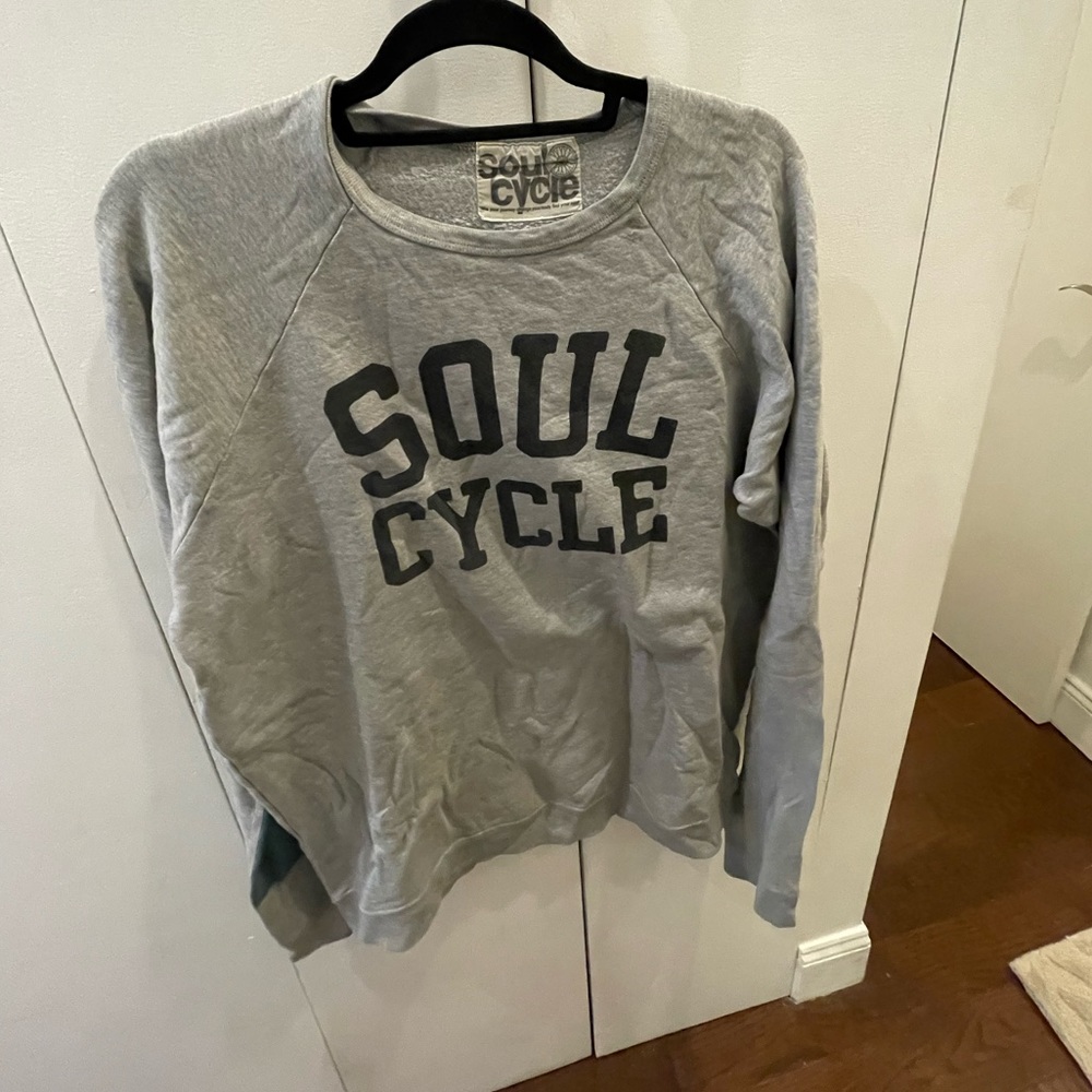 Soul cycle East West sweatshirt